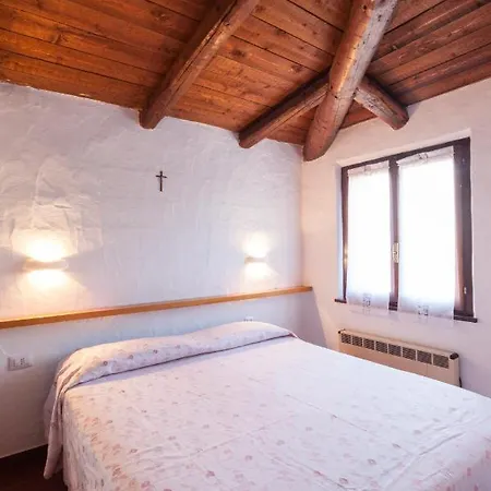 Villa Con Magnifico Terrazzo Iun P6868 Casa Azara